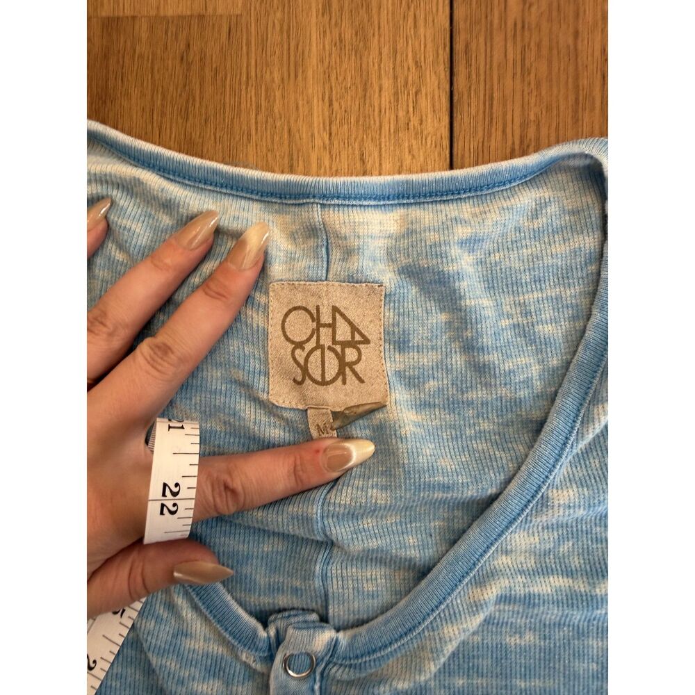 Y2K Chaser Light Blue Acid Wash Ribbed Snap-Front Henley Tee Vintage